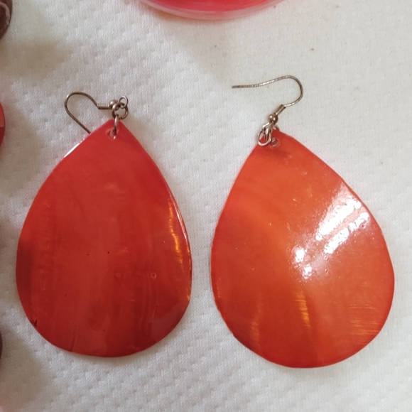 Beautiful Orange Cream And Brown Necklace Set - Picture 3 of 6